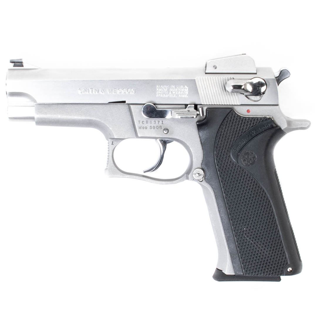 Smith & Wesson 5906